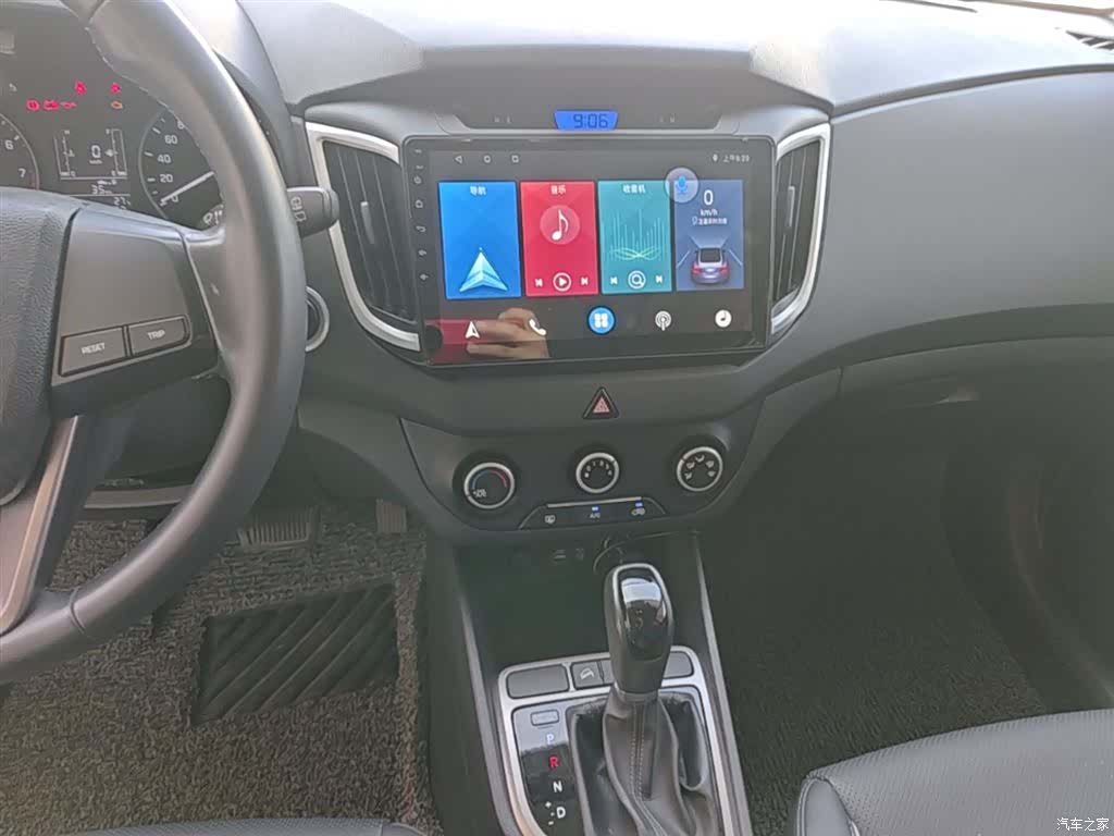 Hyundai ix25, 2016 13