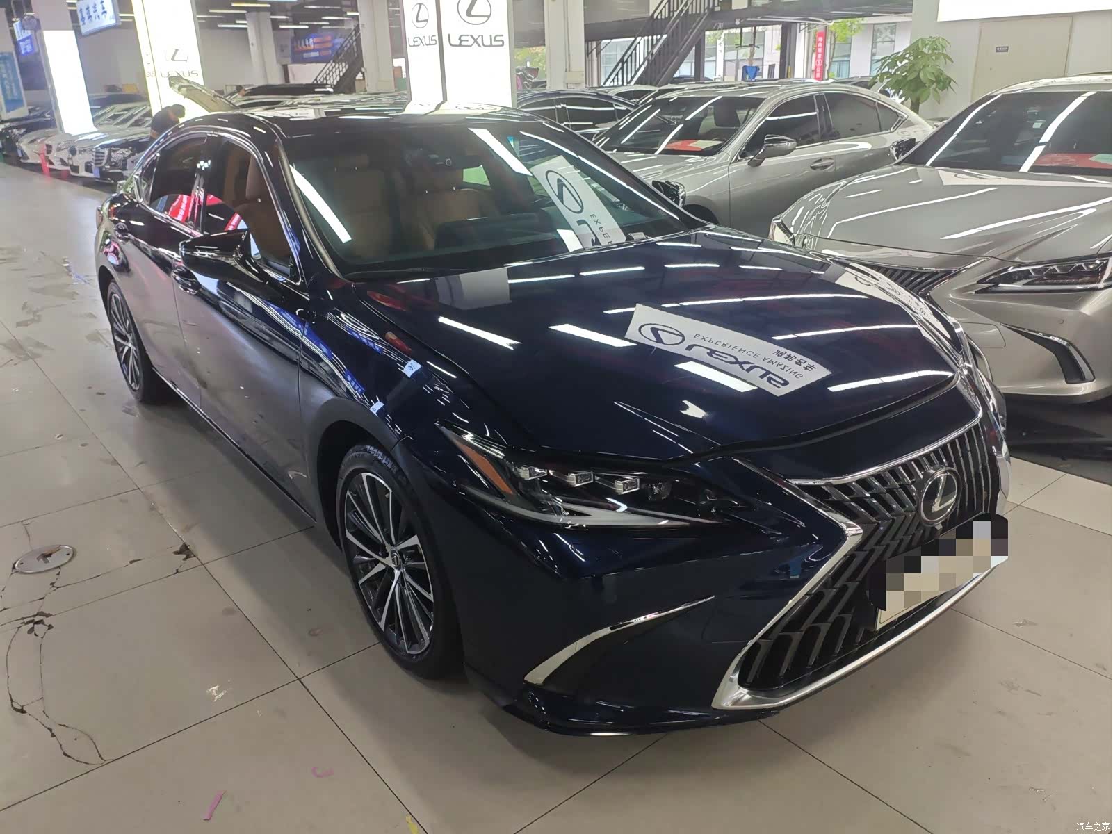 Lexus ES, 2024 2