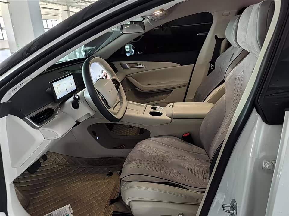 Forthing Xinghai S7 Forthing Xinghai S7