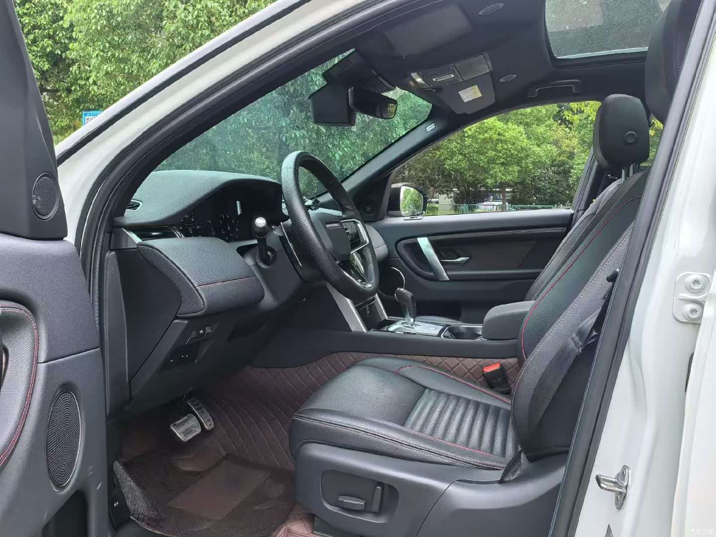 Land Rover Discovery, 2022 4