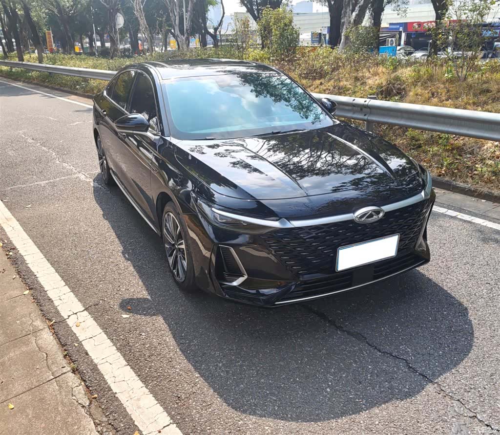 Chery Arrizo 8, 2023 3