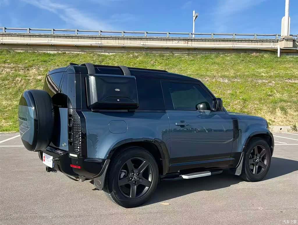 Land Rover Defender, 2022 17