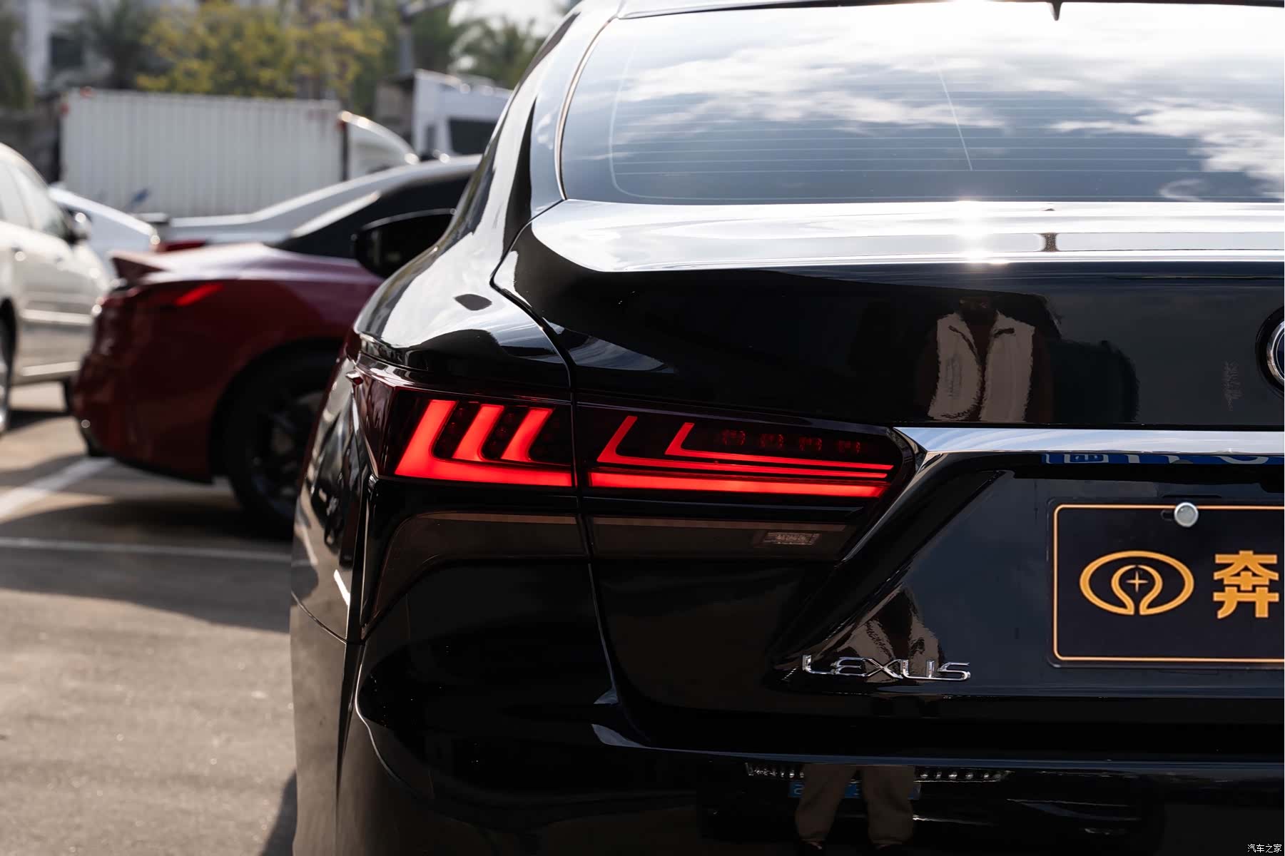 Lexus LS, 2023 7