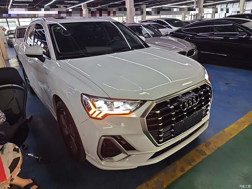 Audi Q3, 2021 4