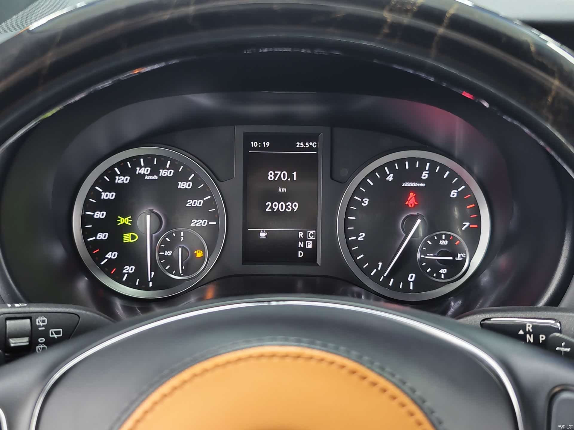 Mercedes-Benz 7, 2024 14