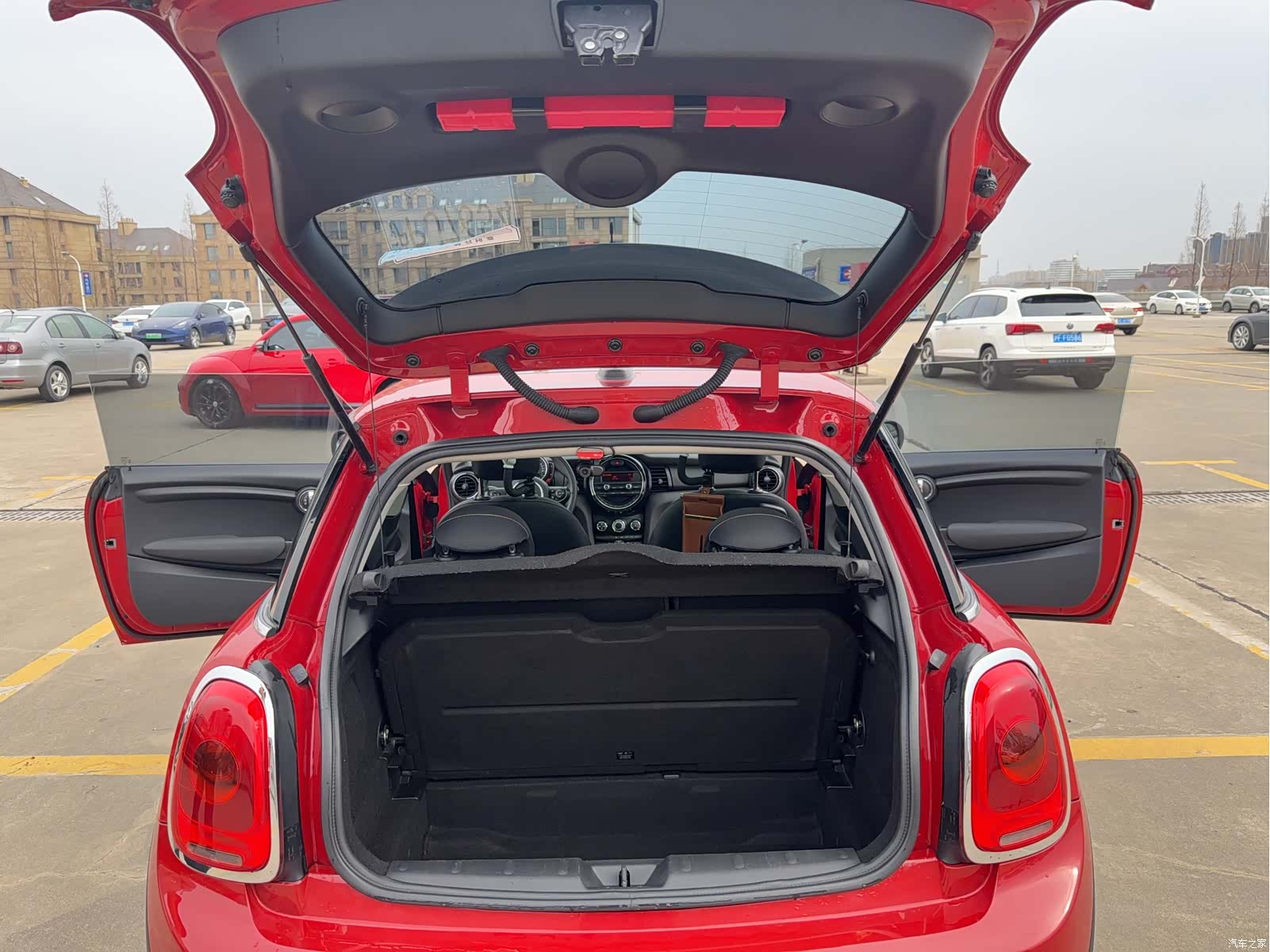 Mini ONE+, 2016 13