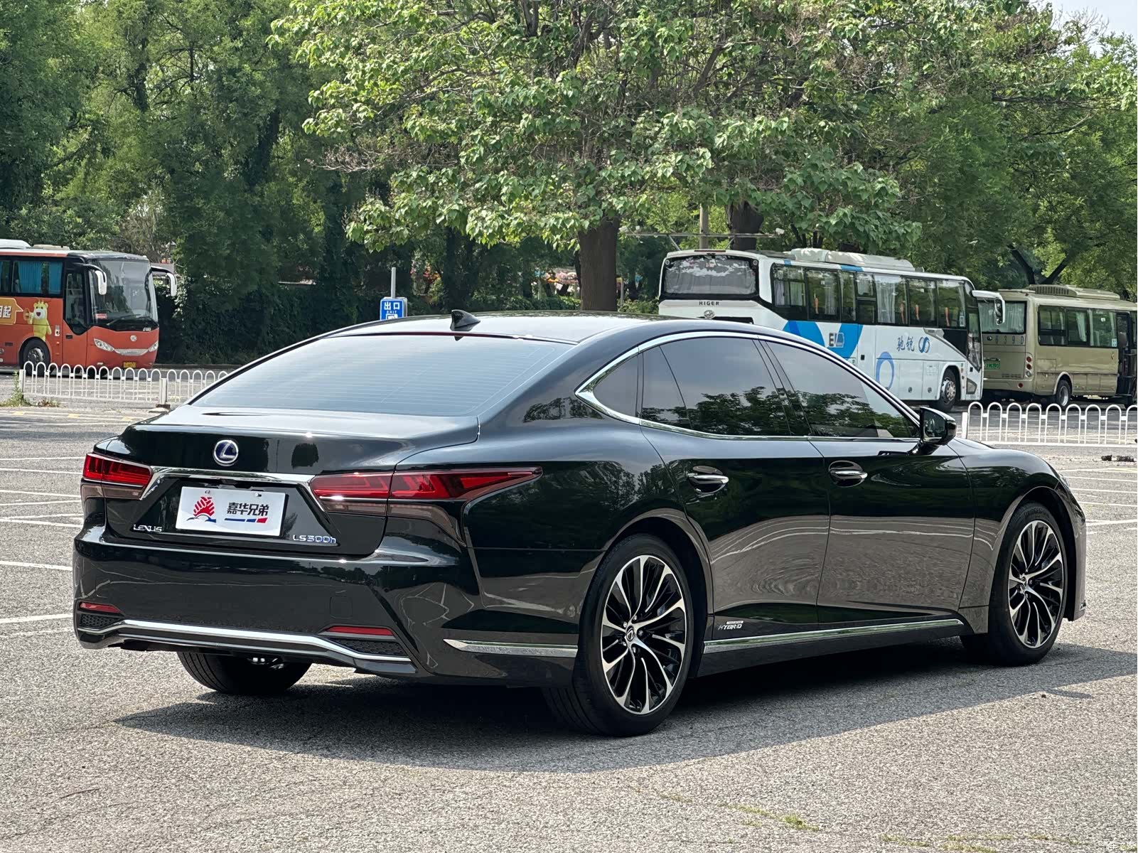 Lexus LS, 2021 8