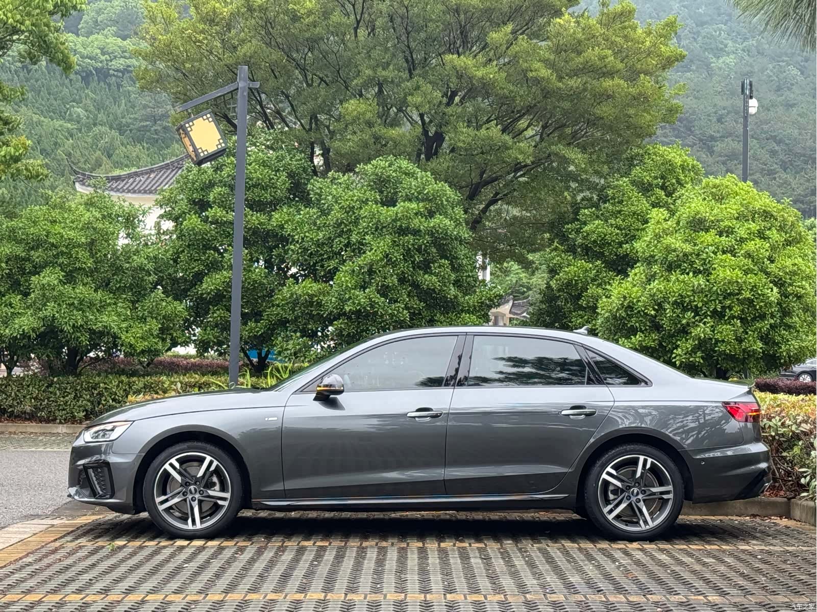 Audi A4L, 2022 18