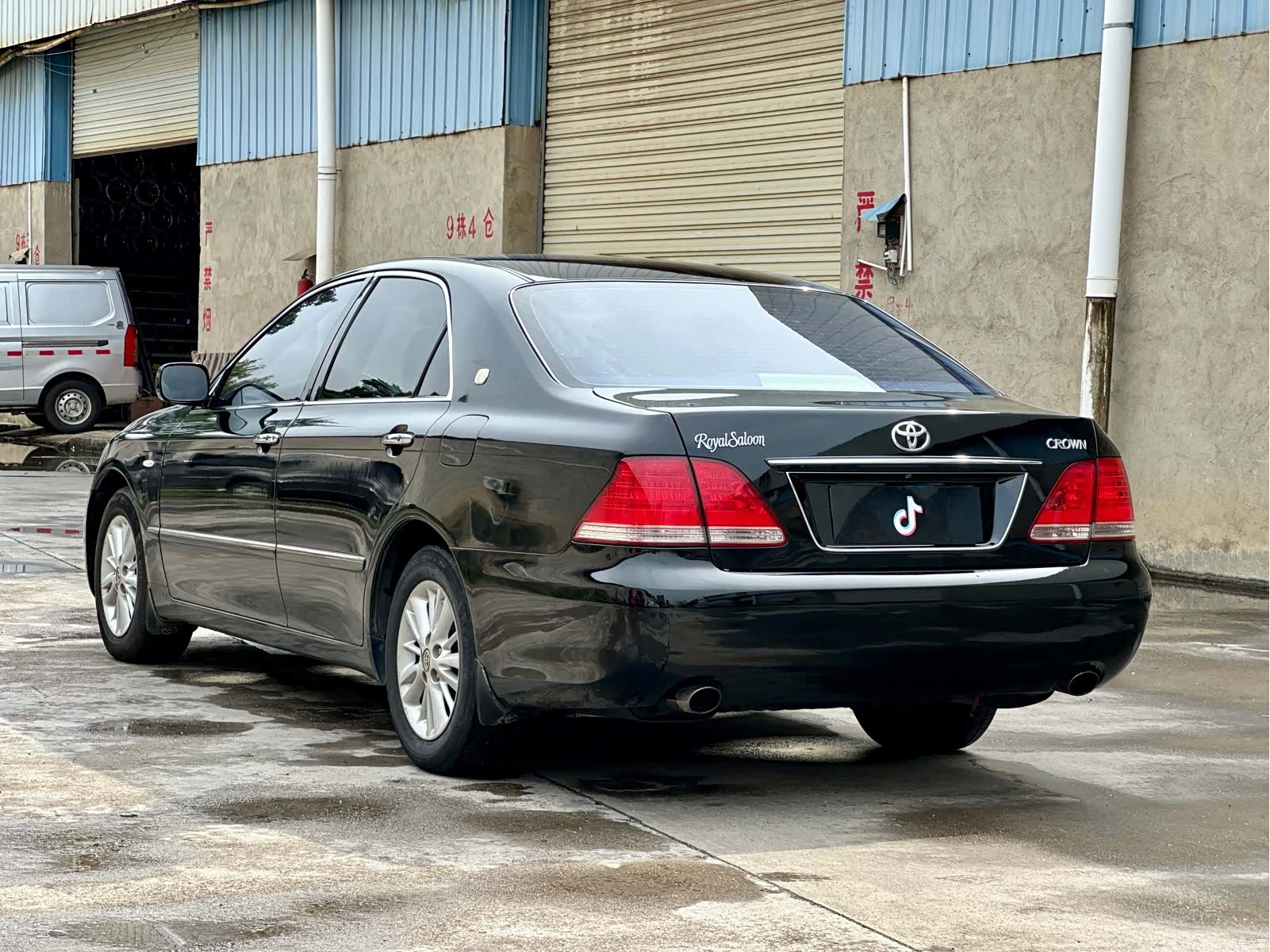 Toyota Crown, 2005 все фото