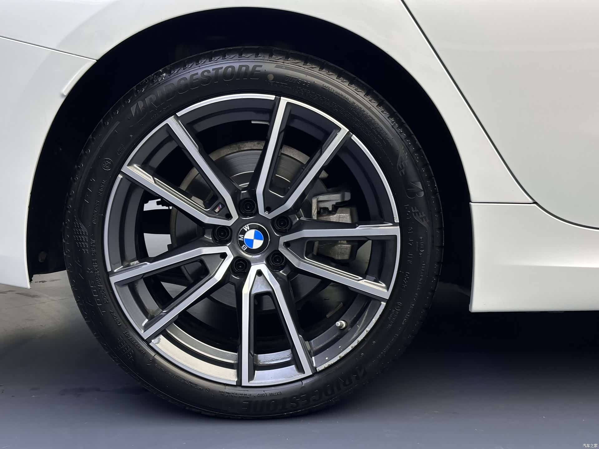 BMW 3 Series, 2023 14