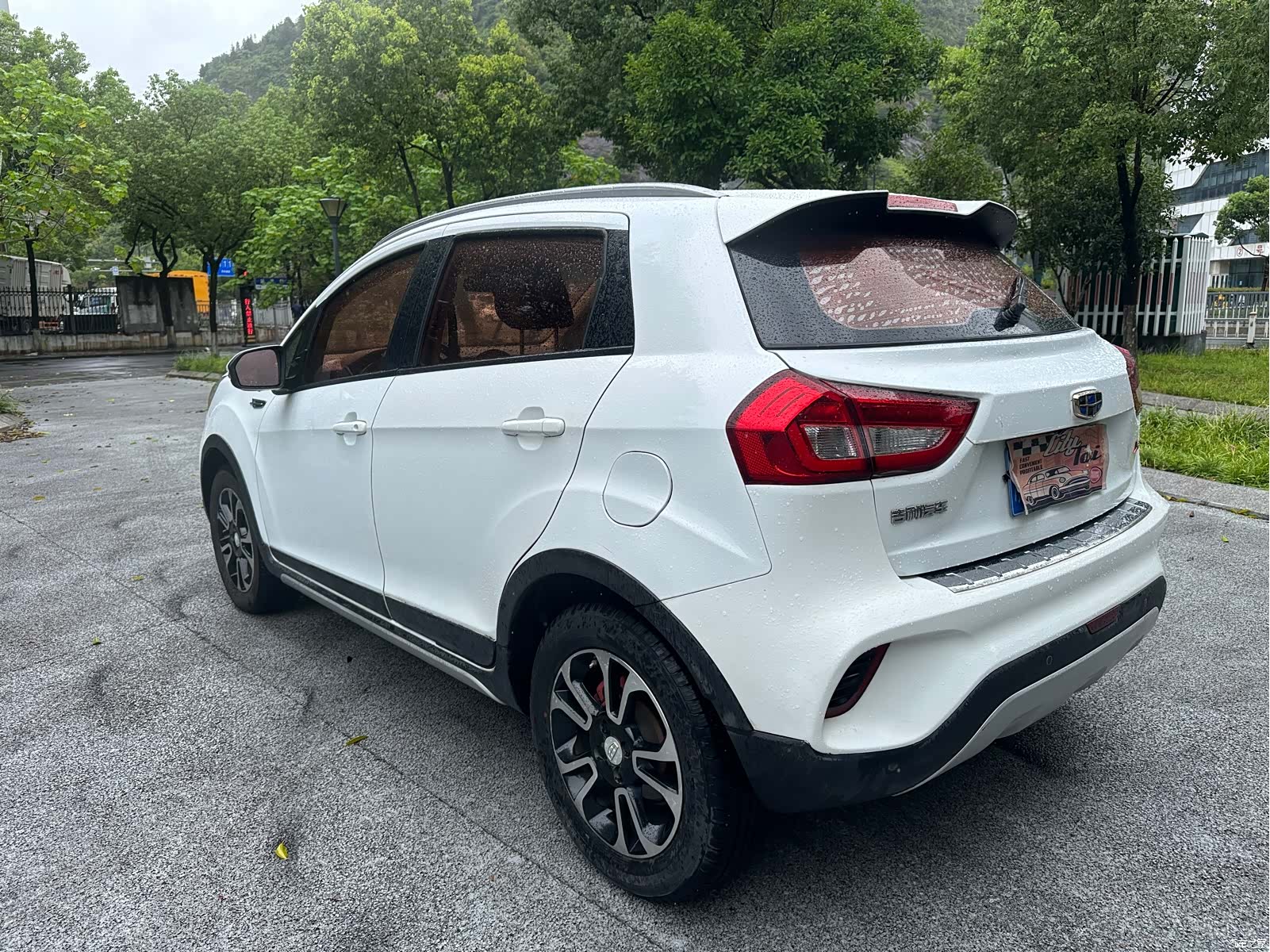 Geely X3, 2018 все фото