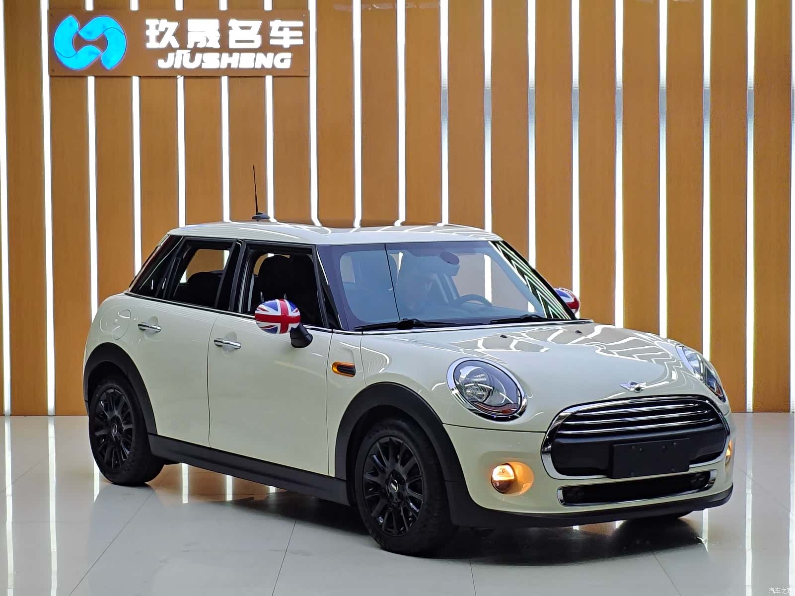 Mini ONE, 2018 2