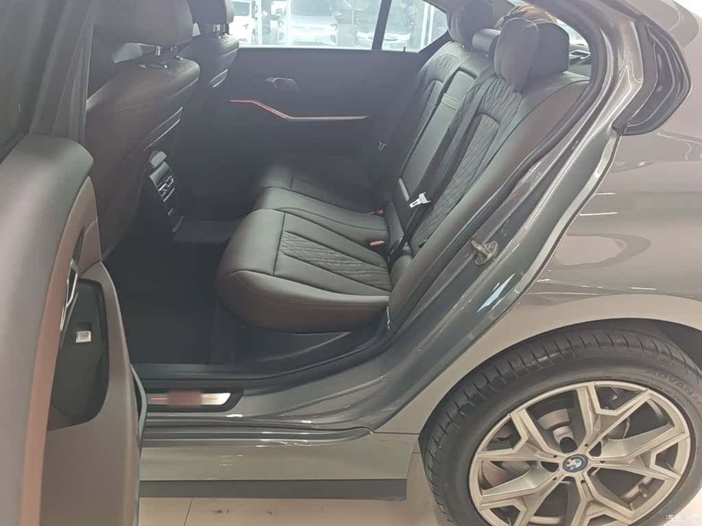 BMW i3, 2024 17