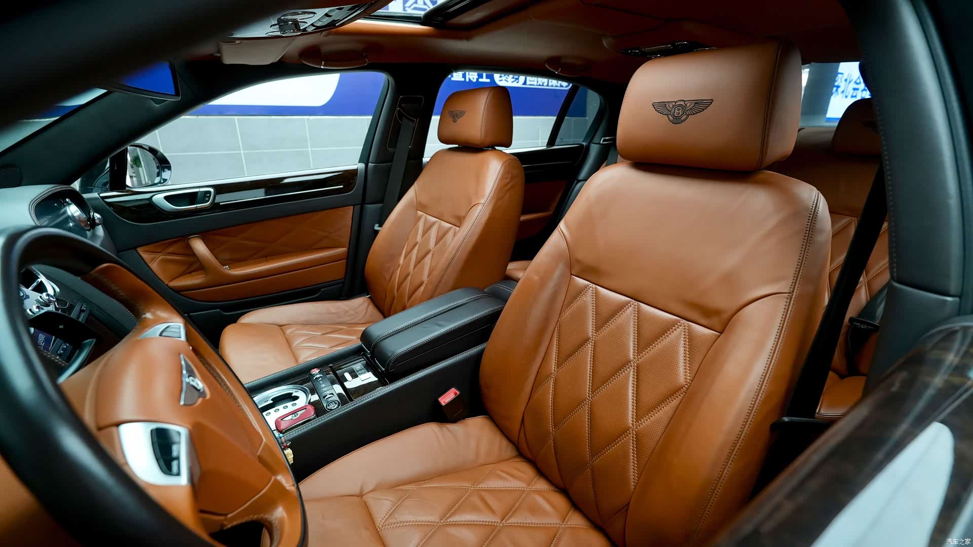 Bentley Flying Spur, 2011 15