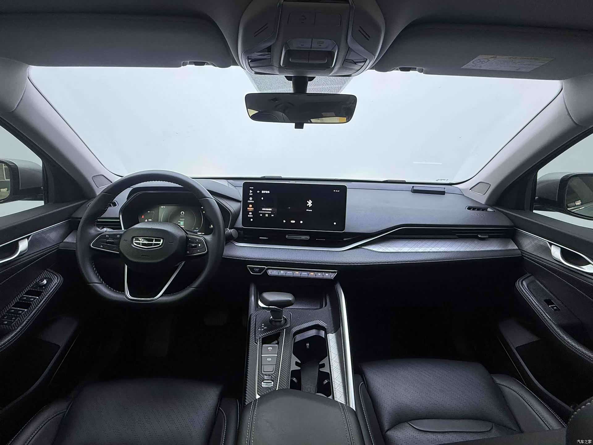 Geely Preface, 2022 все фото