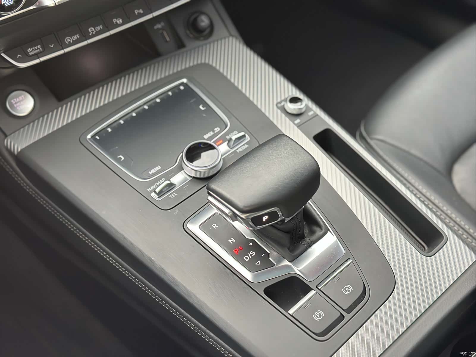 Audi Q5L, 2021 25