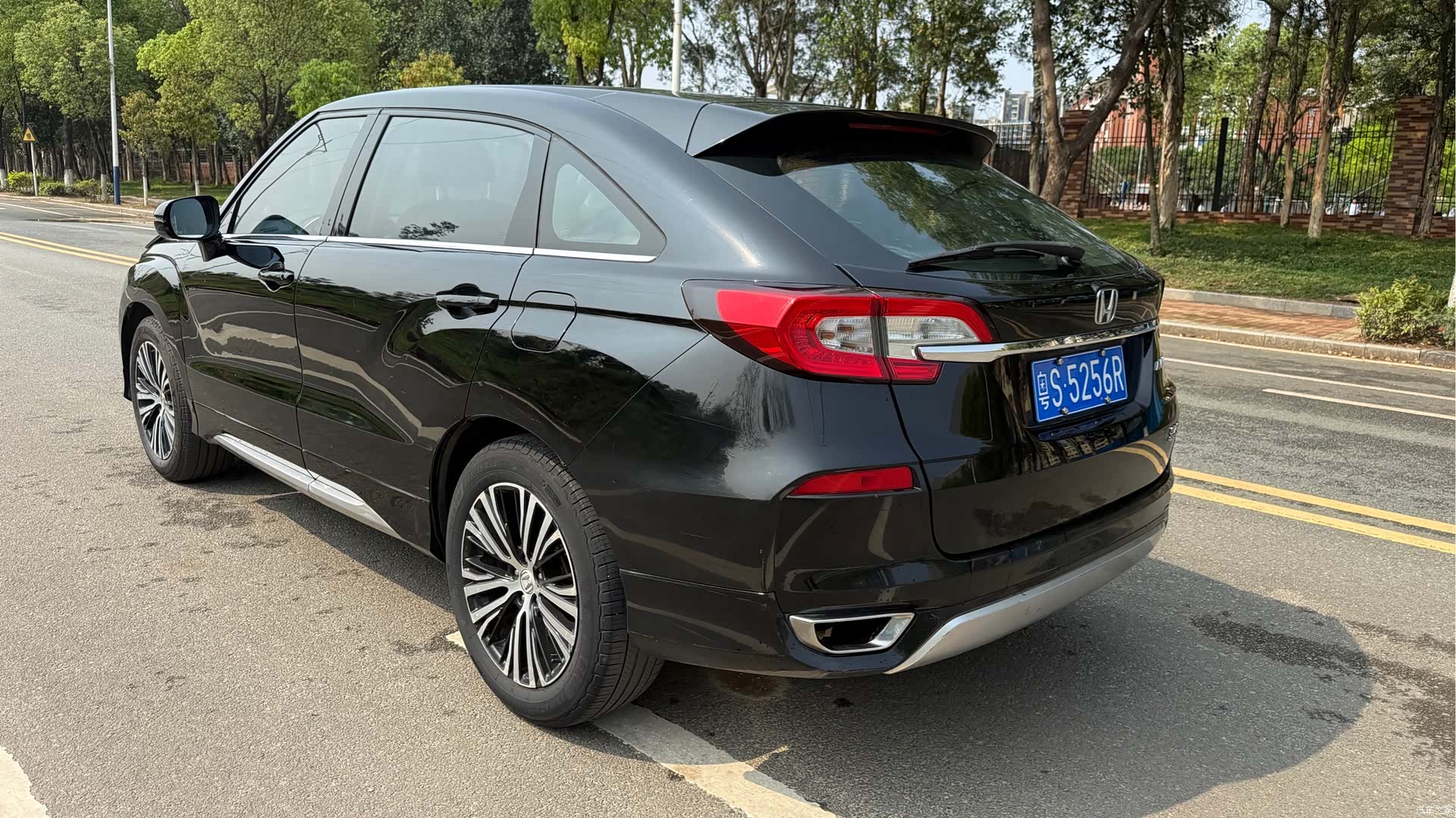 Honda Avancier, 2017 все фото