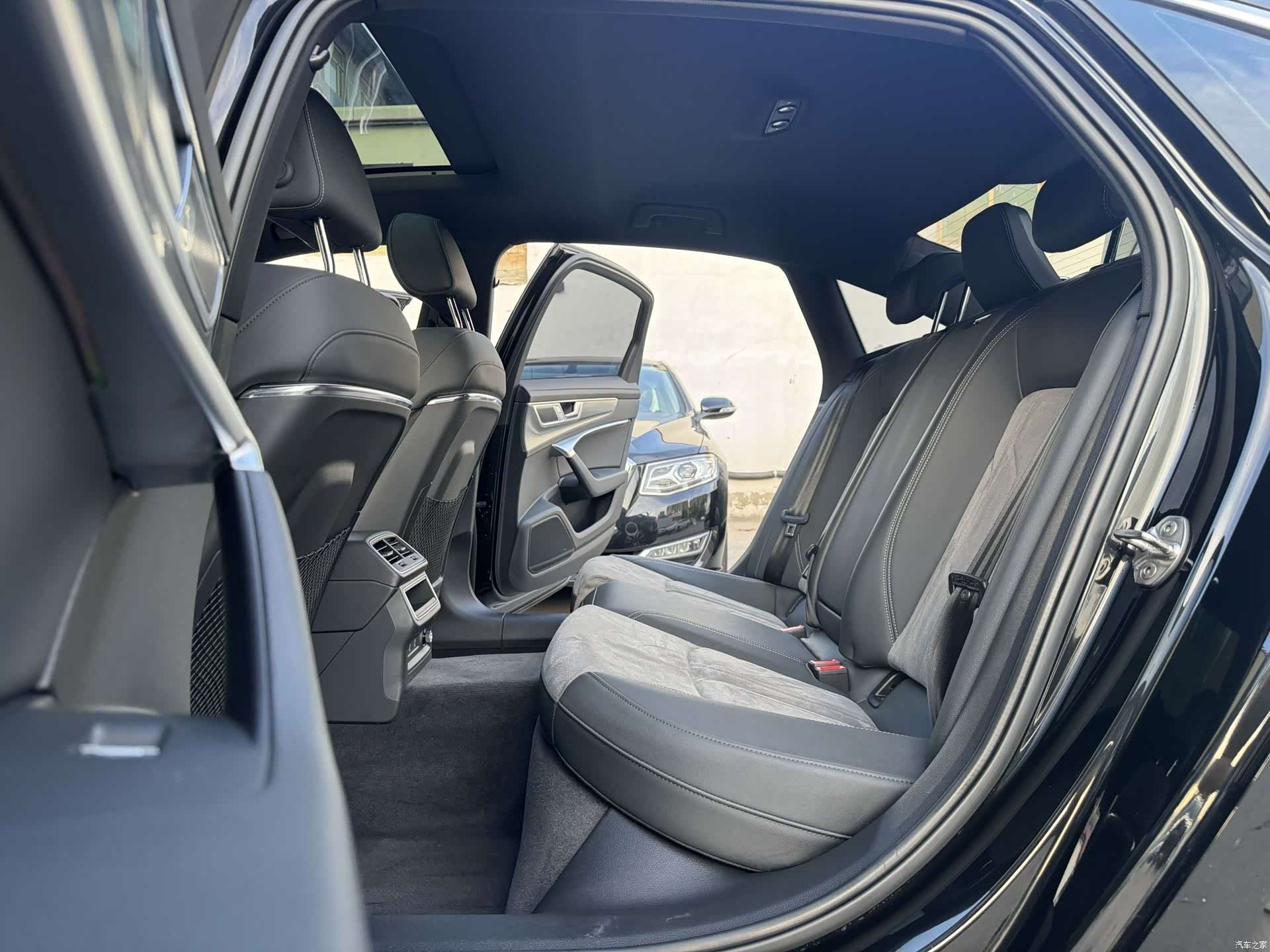 Audi A6L, 2024 12