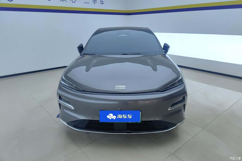 Geely 8, 2025 2
