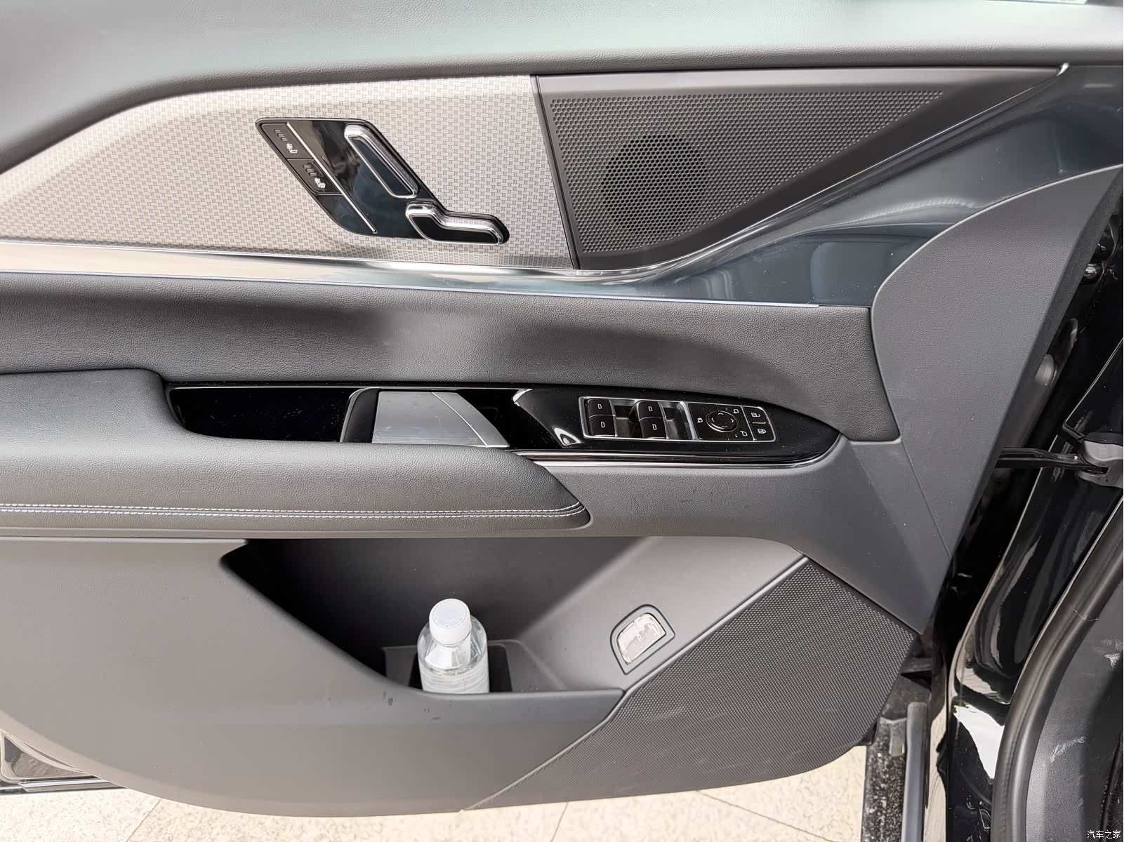 Cadillac XT5, 2024 17