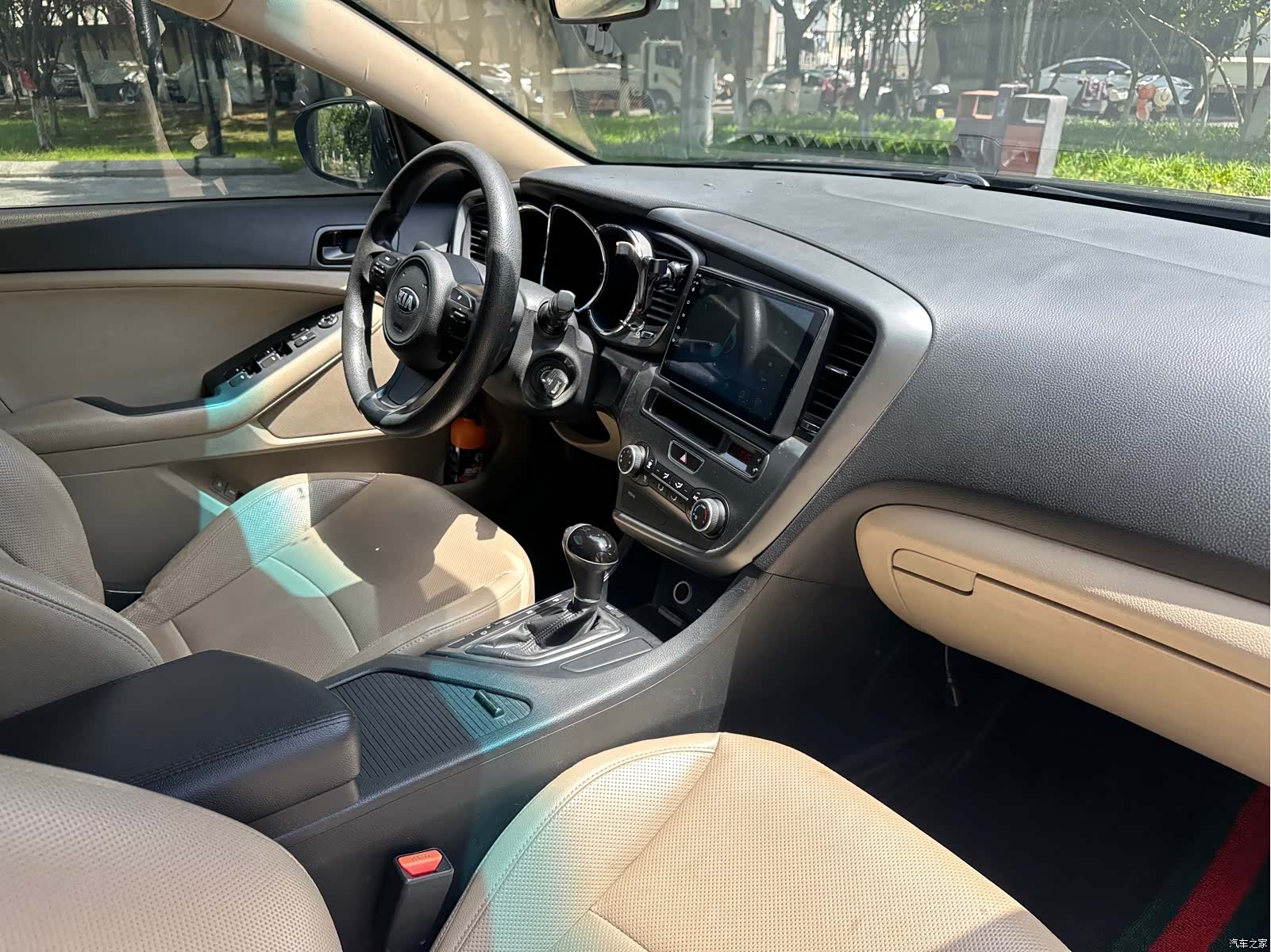 Kia K5, 2016 17
