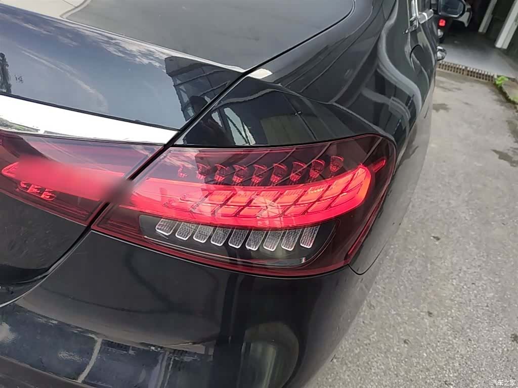 Mercedes-Benz E-Class, 2022 8