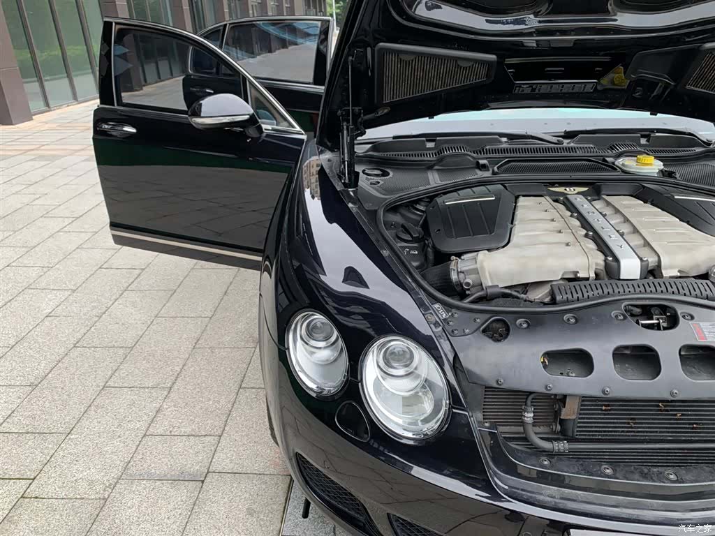 Bentley Flying Spur, 2012 11