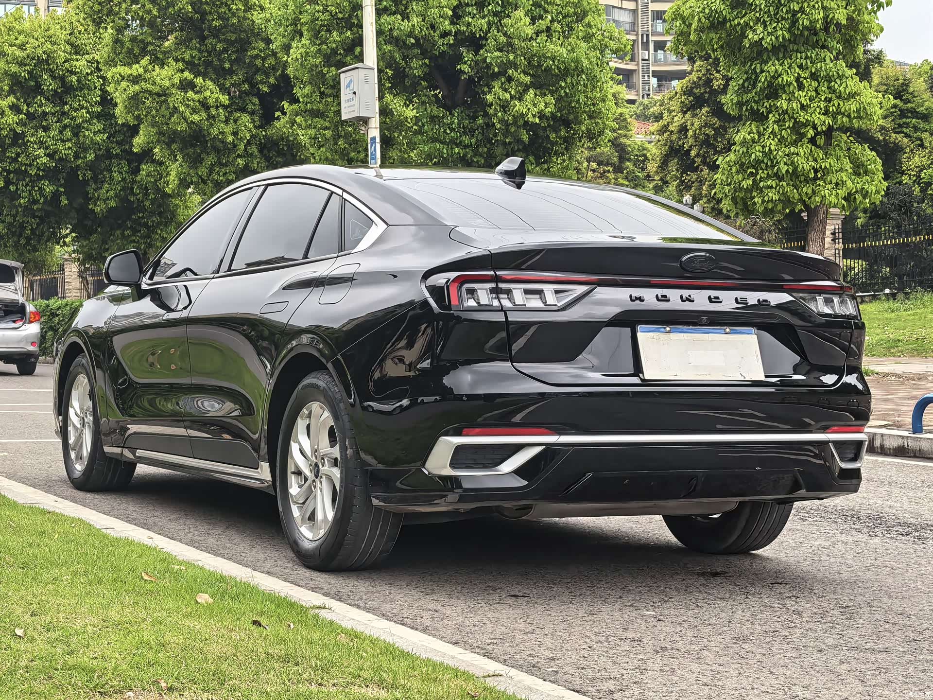 Ford Mondeo, 2023 8