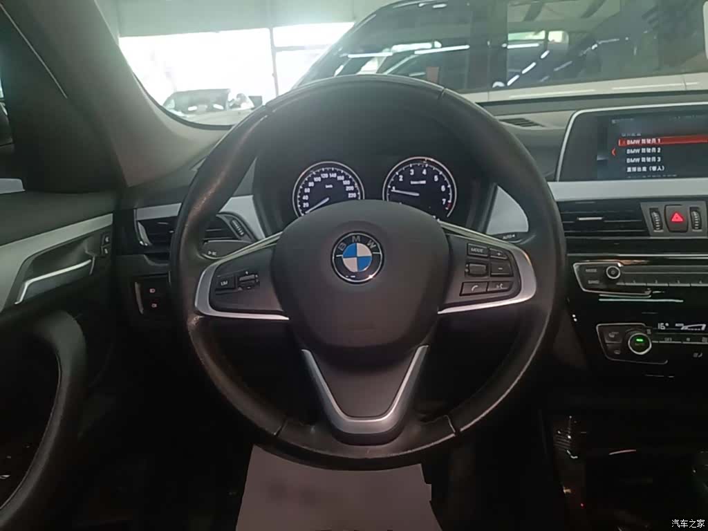 BMW X1, 2019 11