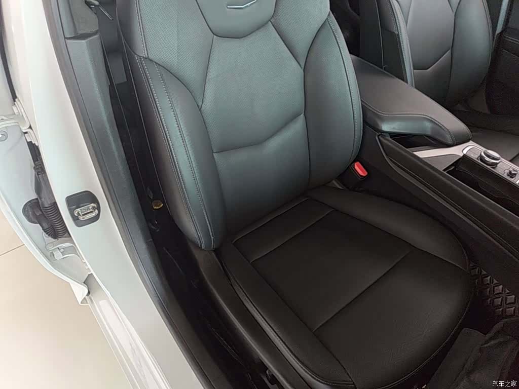 Cadillac CT5, 2021 25