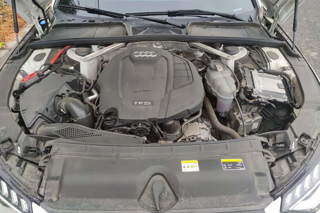 Audi A4L, 2023 10