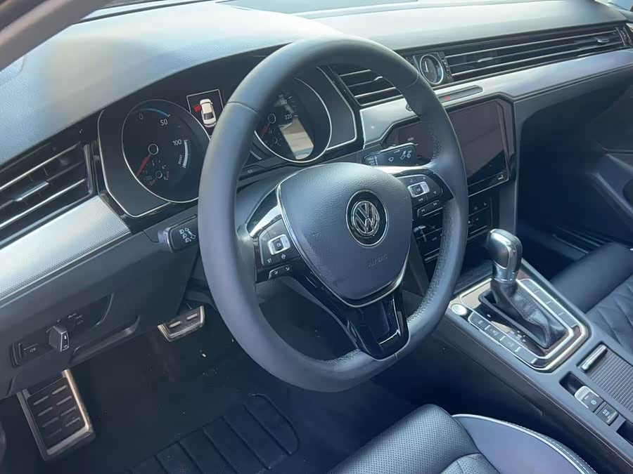 Volkswagen Magotan GTE PHEV 2020, фото 10