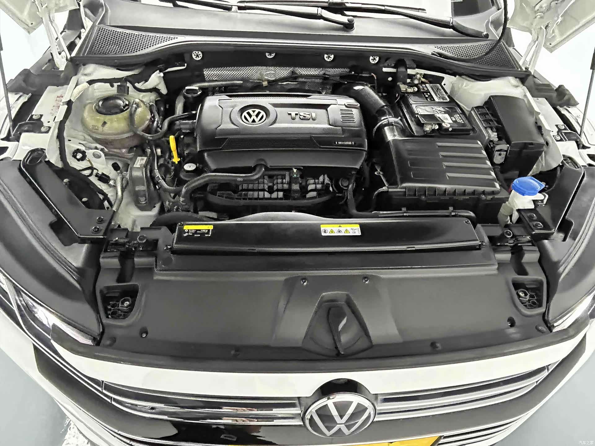 Volkswagen CC, 2022 19