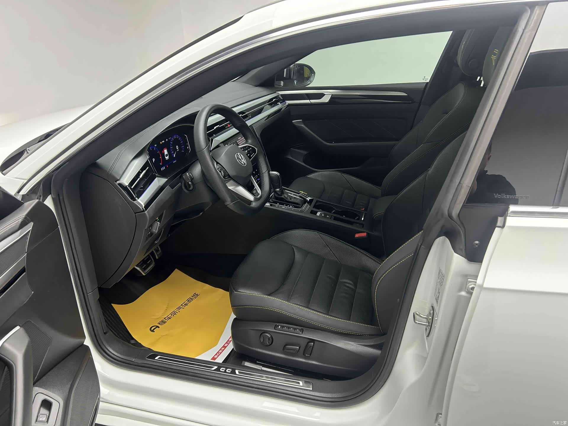 Volkswagen CC, 2022 все фото