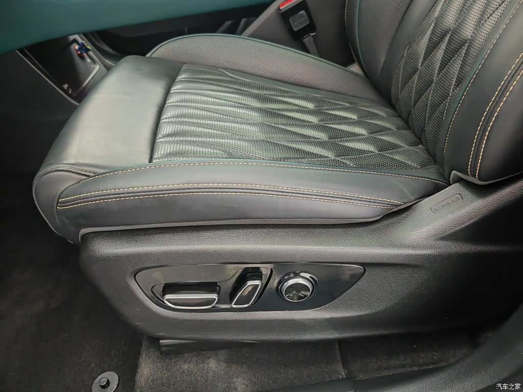 Trumpchi GS8, 2022 20