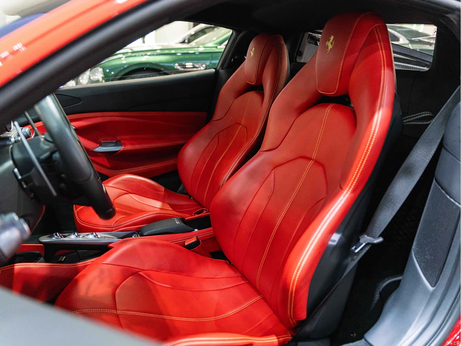 Ferrari F8, 2022 20