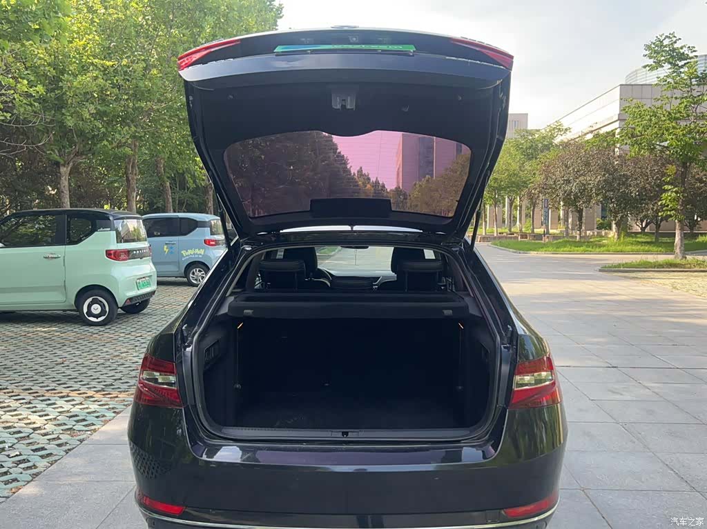 Skoda Superb, 2018 14