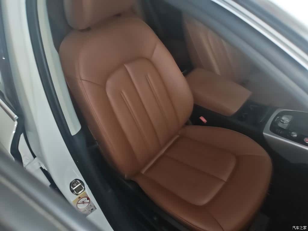 Audi A6L, 2016 25