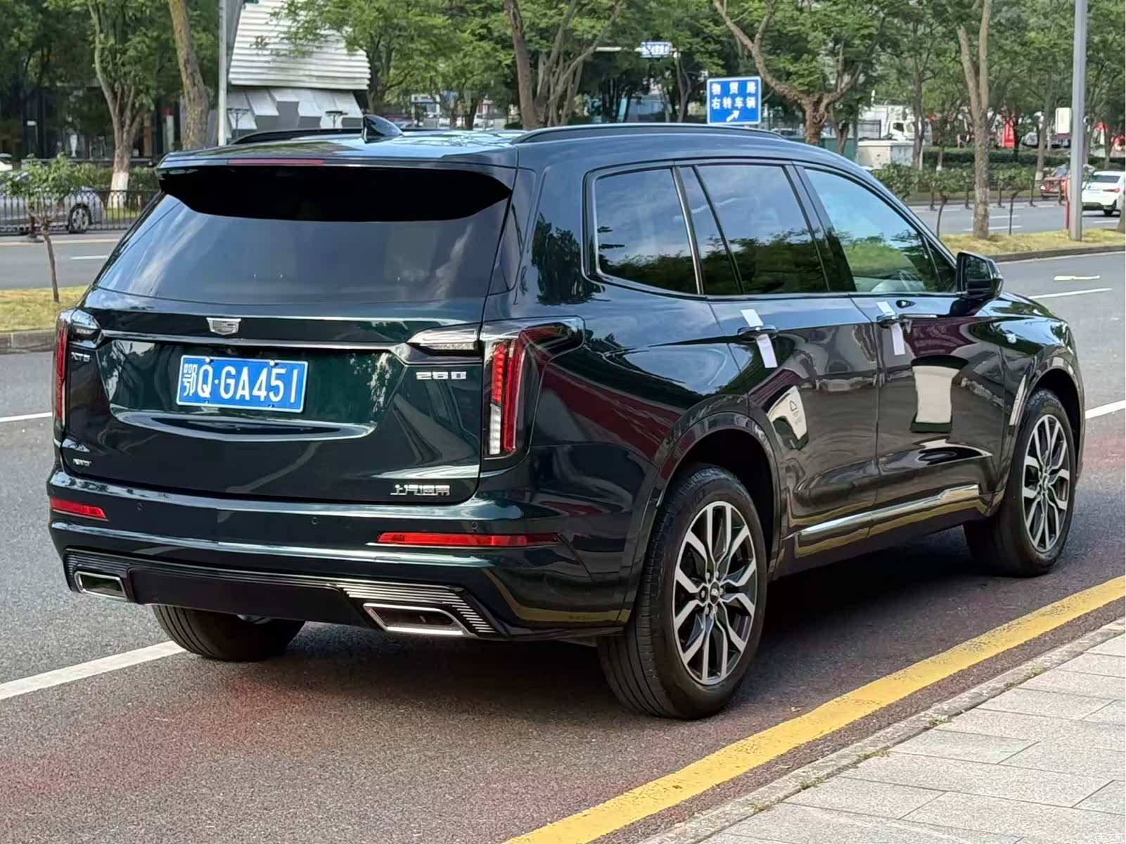 Cadillac XT6, 2025 9