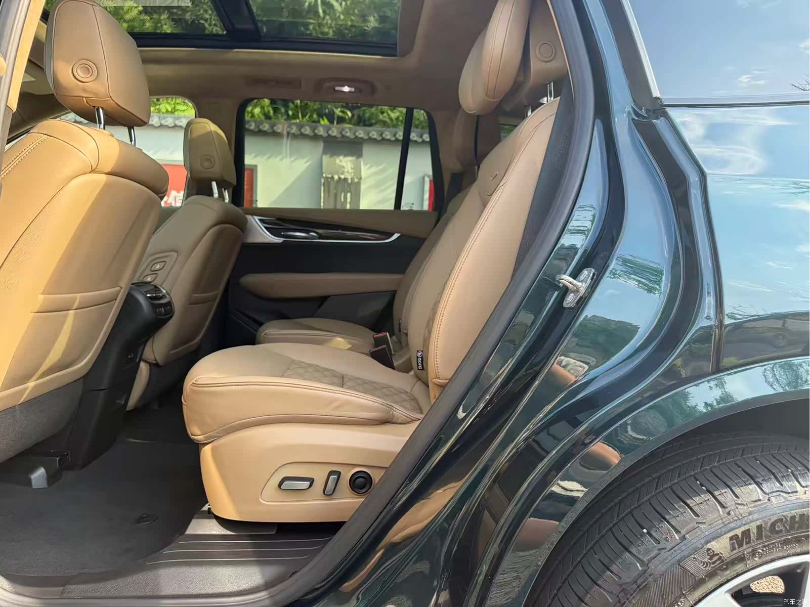 Cadillac XT6, 2025 14