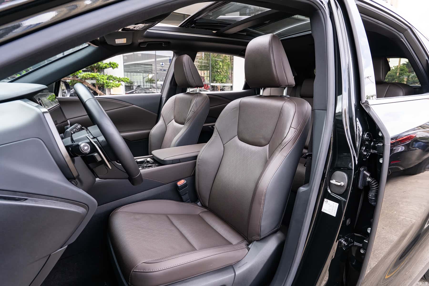 Lexus RX, 2024 11