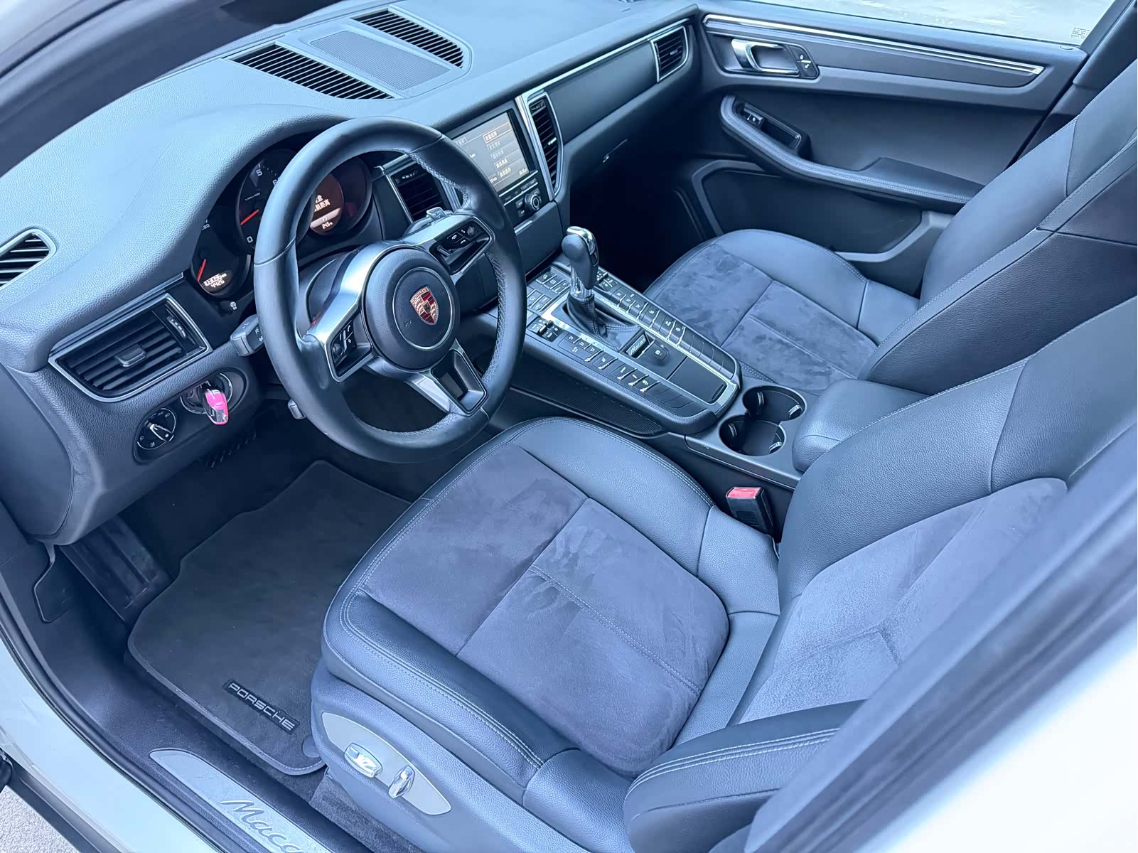 Porsche Macan, 2015 4