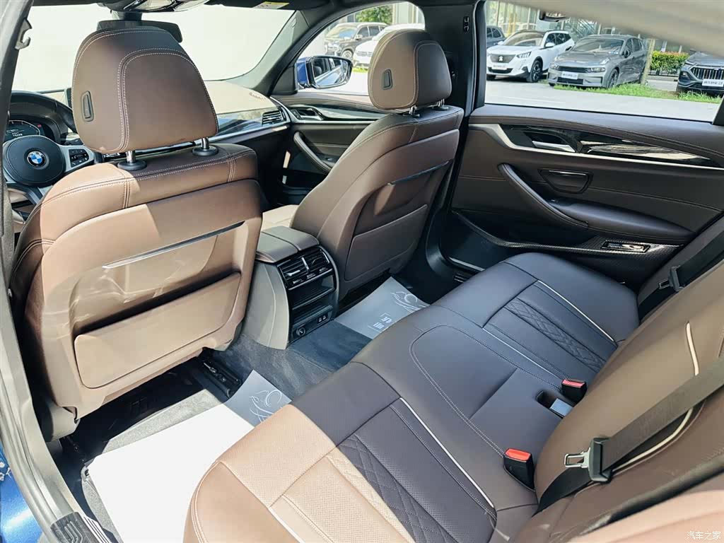 BMW 5 Series, 2021 10