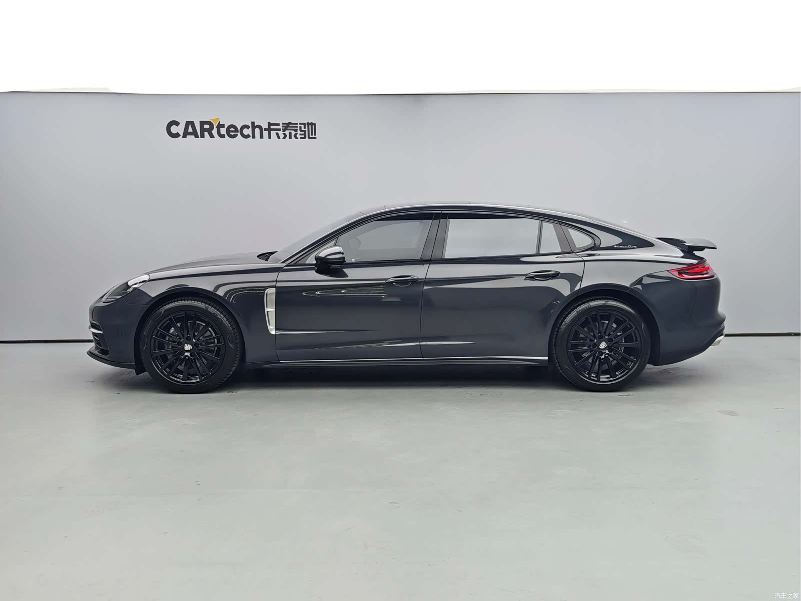 Porsche Panamera, 2017 3