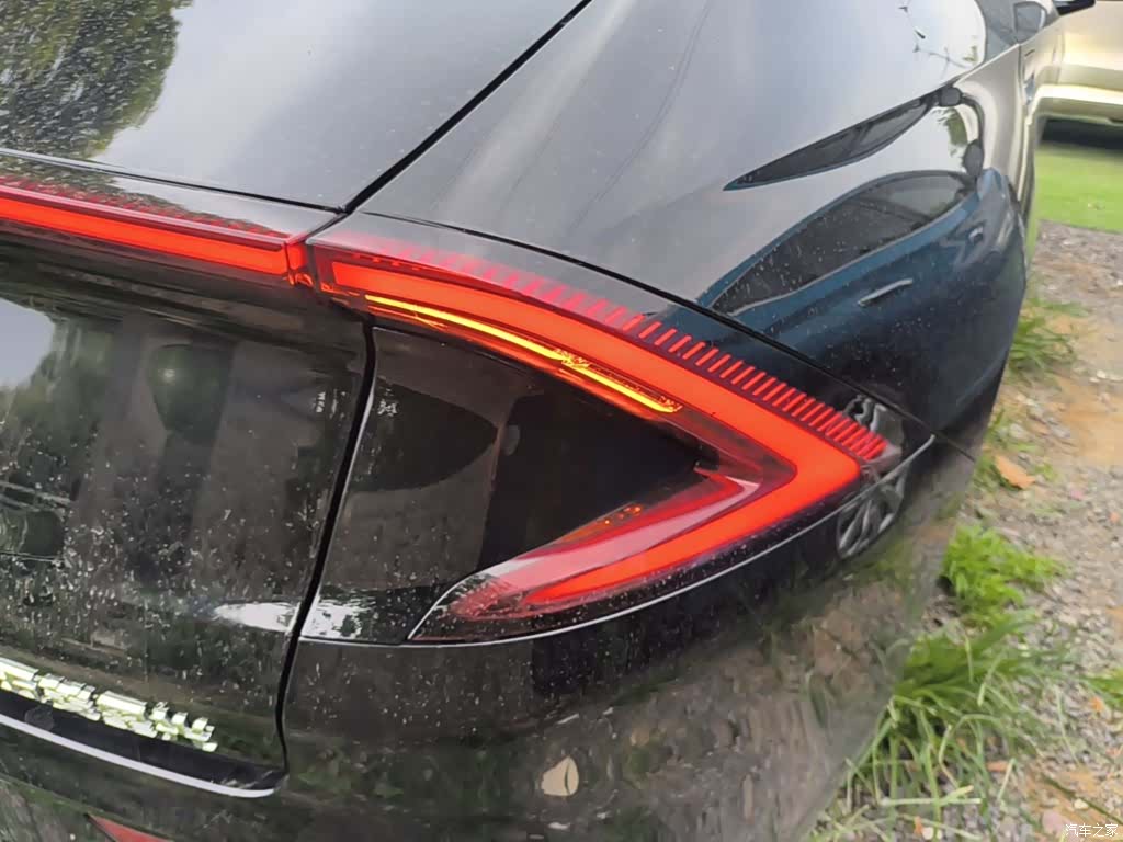 Wuling Starlight, 2025 8