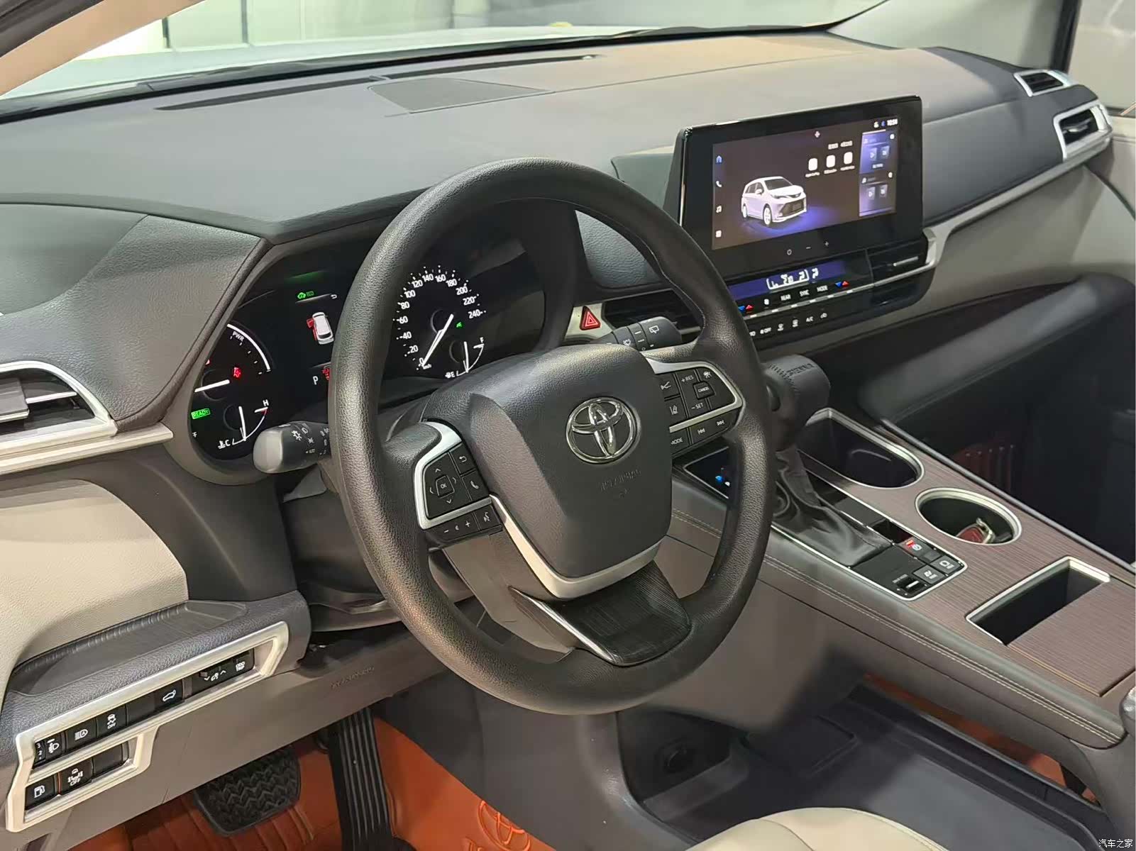 Toyota Sienna, 2024 8
