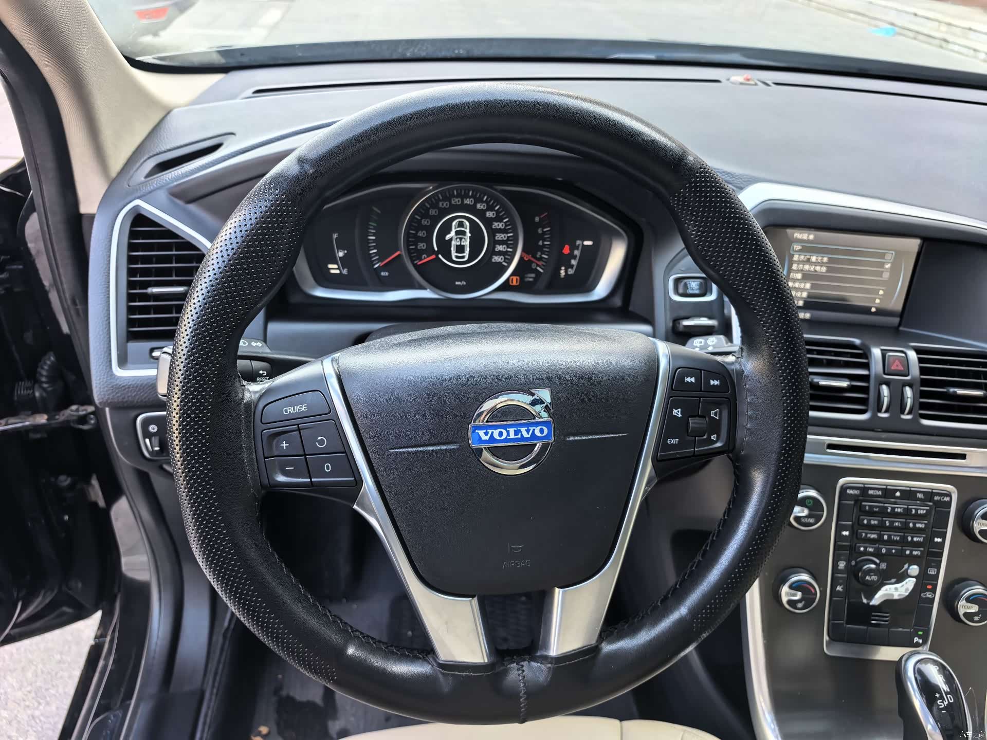 Volvo XC60, 2014 12