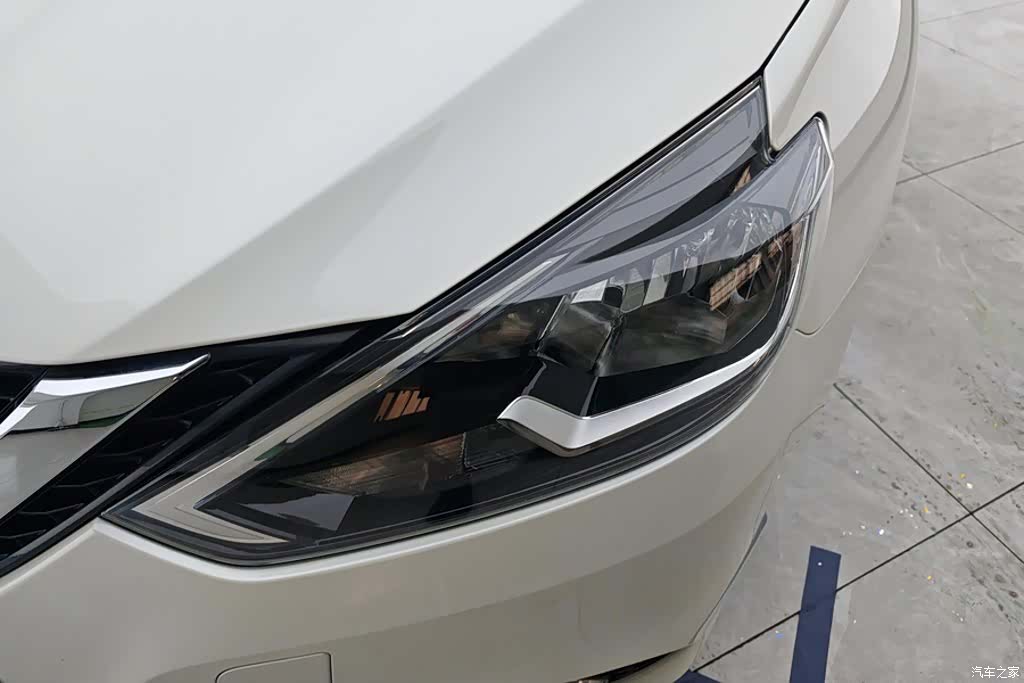 Nissan Sylphy, 2022 все фото