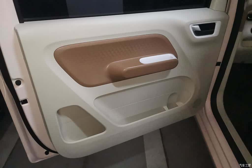 Wuling MINIEV, 2025 7