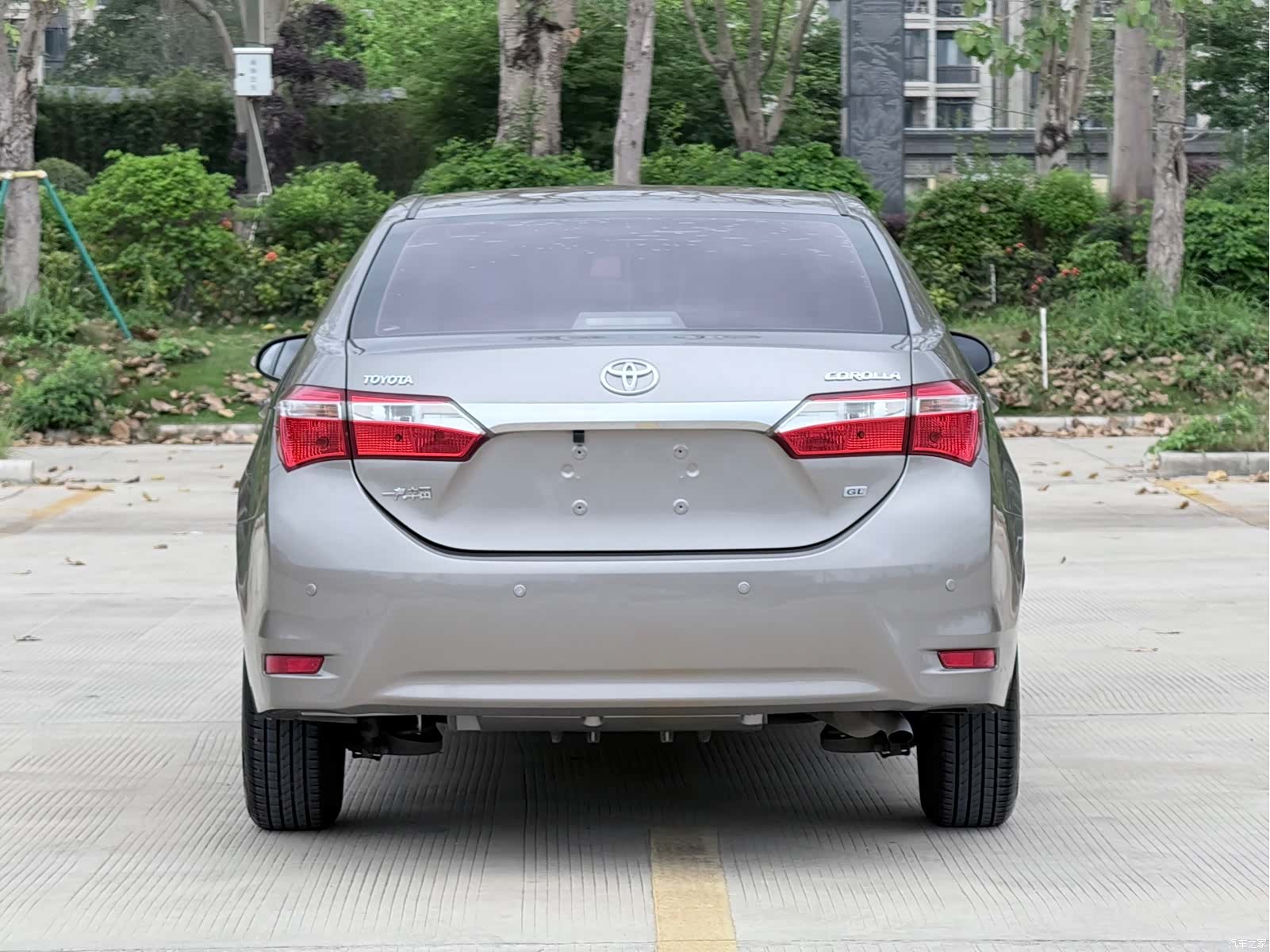 Toyota Corolla, 2016 все фото